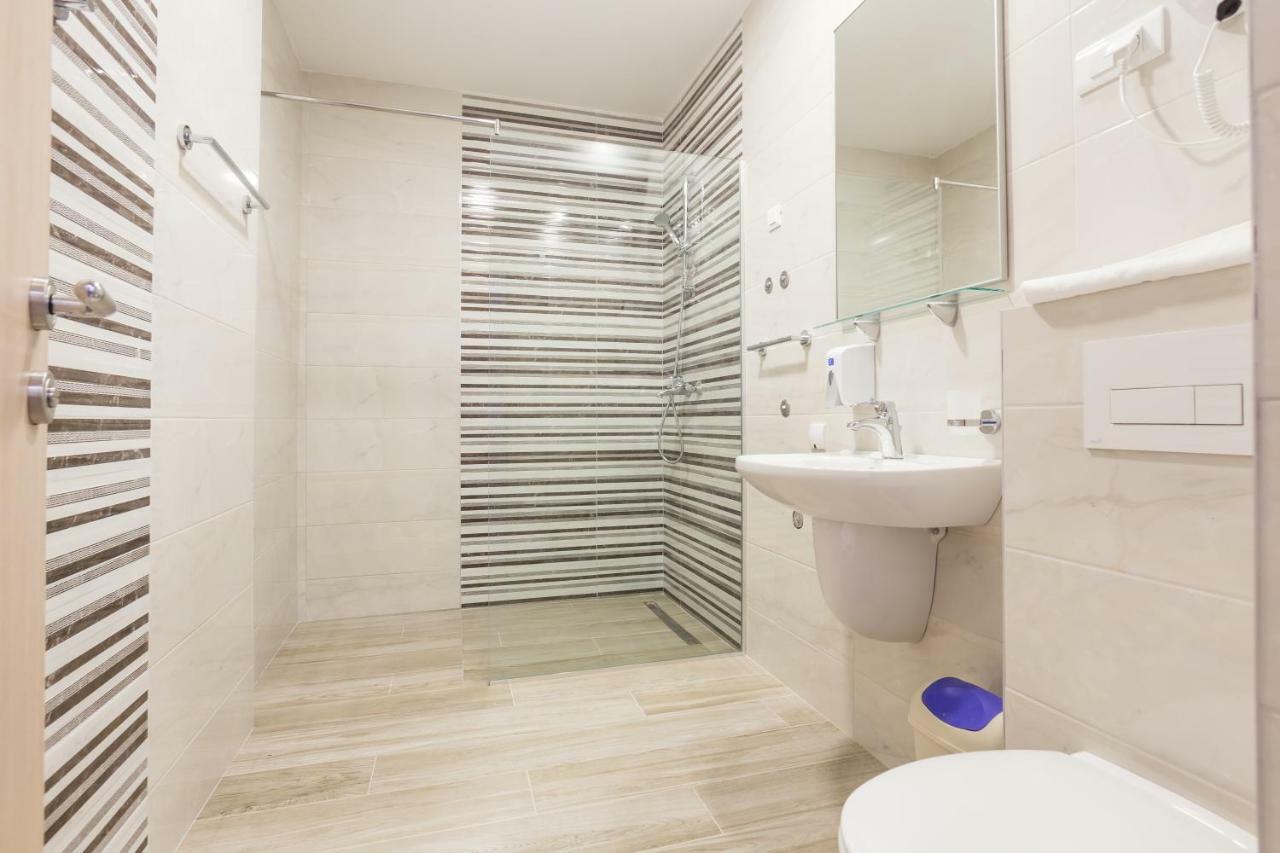 Adriatik Lux Apartments Budva Exteriér fotografie